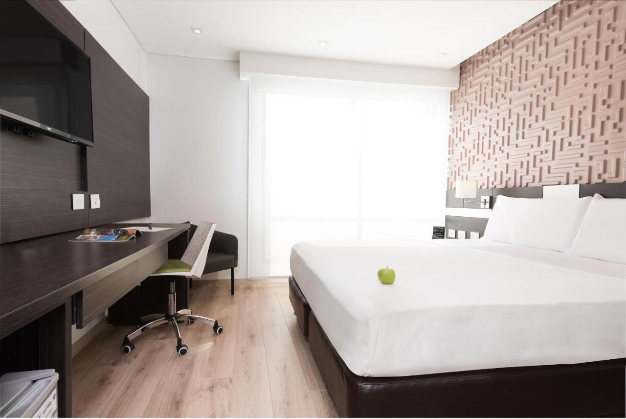 Sercotel Suites Bogota Norte Exterior photo